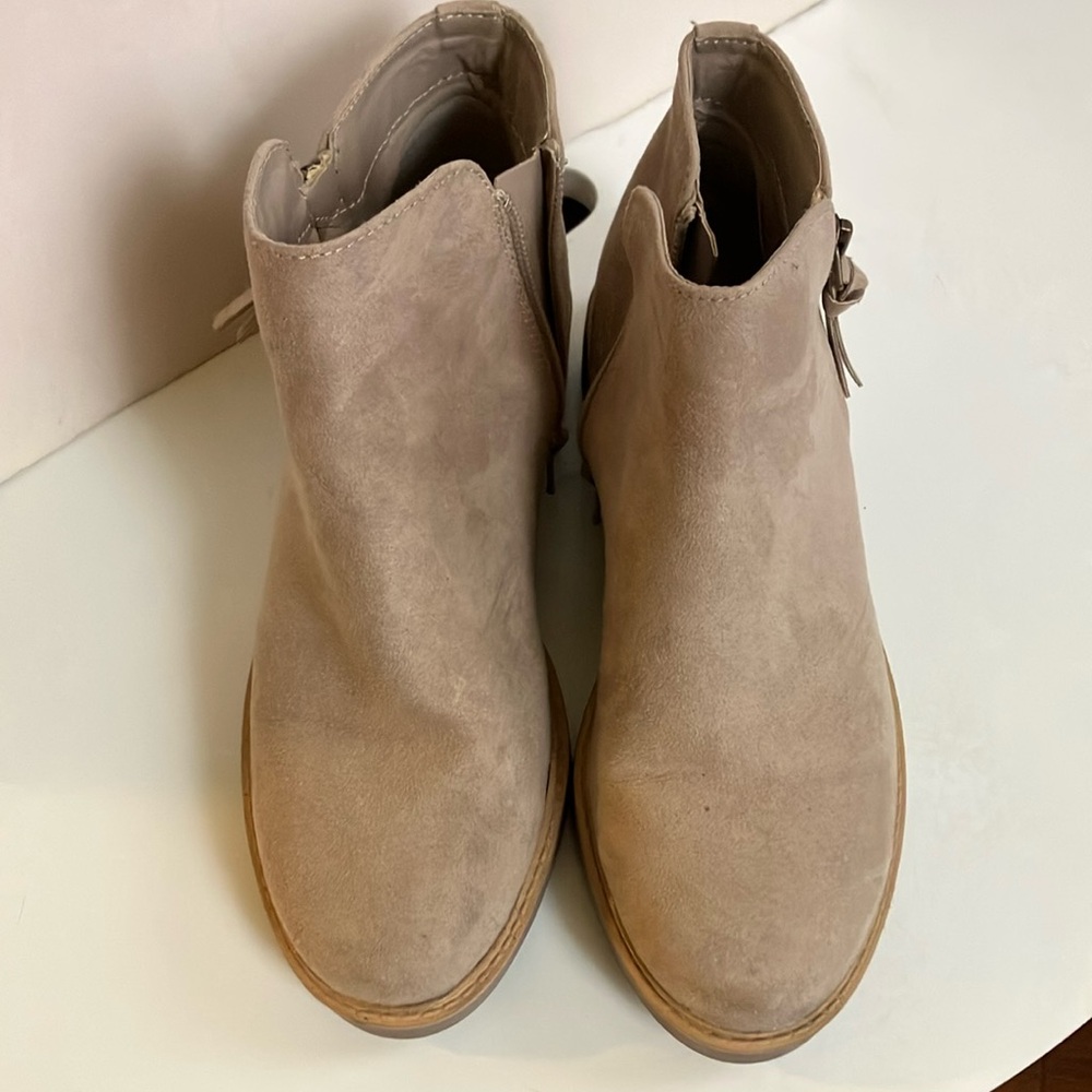 Trendy Beige Ankle Boots